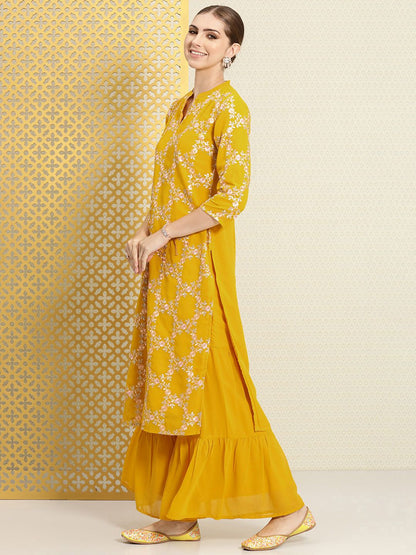 Dhiyona PD Women Women Floral Embroidered Sequined Jashn Kurta With Sharara & Dupatta