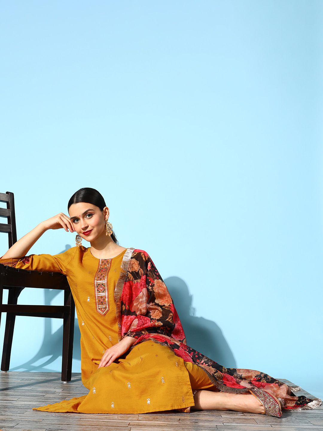 Dhiyona VA Women's Ethnic Motifs Silk Blend Hyper Texture Kurta Set