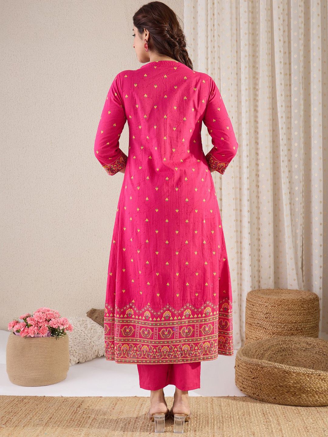 Dhiyona IE Women Ethnic Motifs Printed Cotton Kurta with Trousers