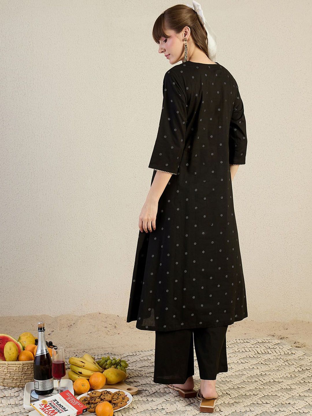 Dhiyona IE Embroidered V-Neck Tunic With Palazzos Co-Ords