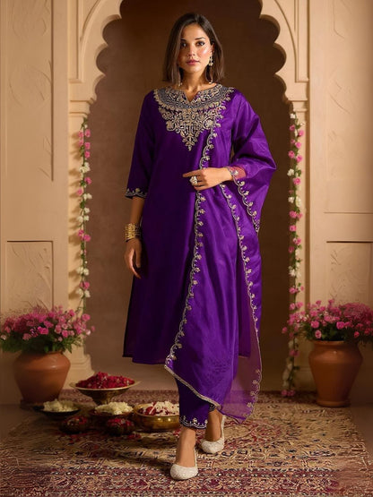 Ethnic Motifs Embroidered Sequinned Straight Kurta With Trousers & Dupatta