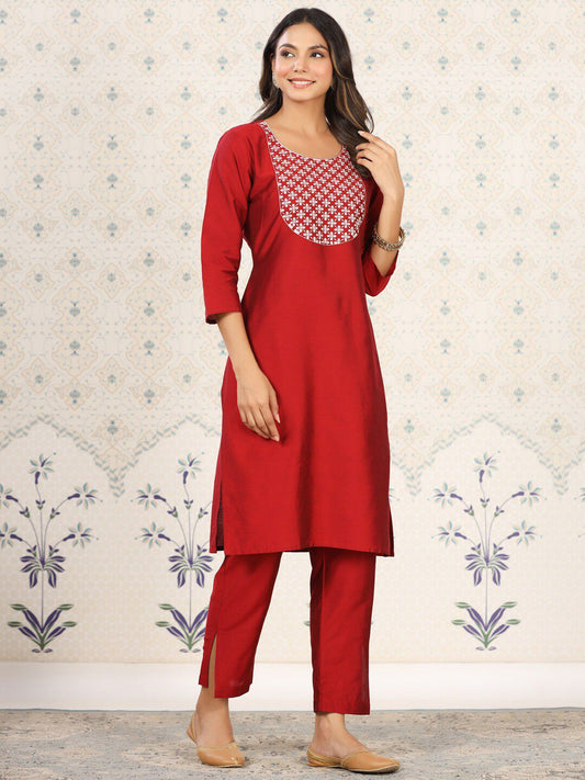 Dhiyona OD  Floral Embroidered Yoke Sequined Straight Kurta with Trousers