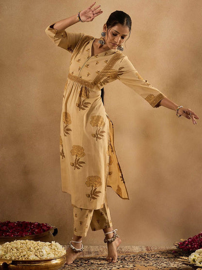 Floral Printed V-Neck Pleated Pure Cotton A-Line Kurta With Trouser
