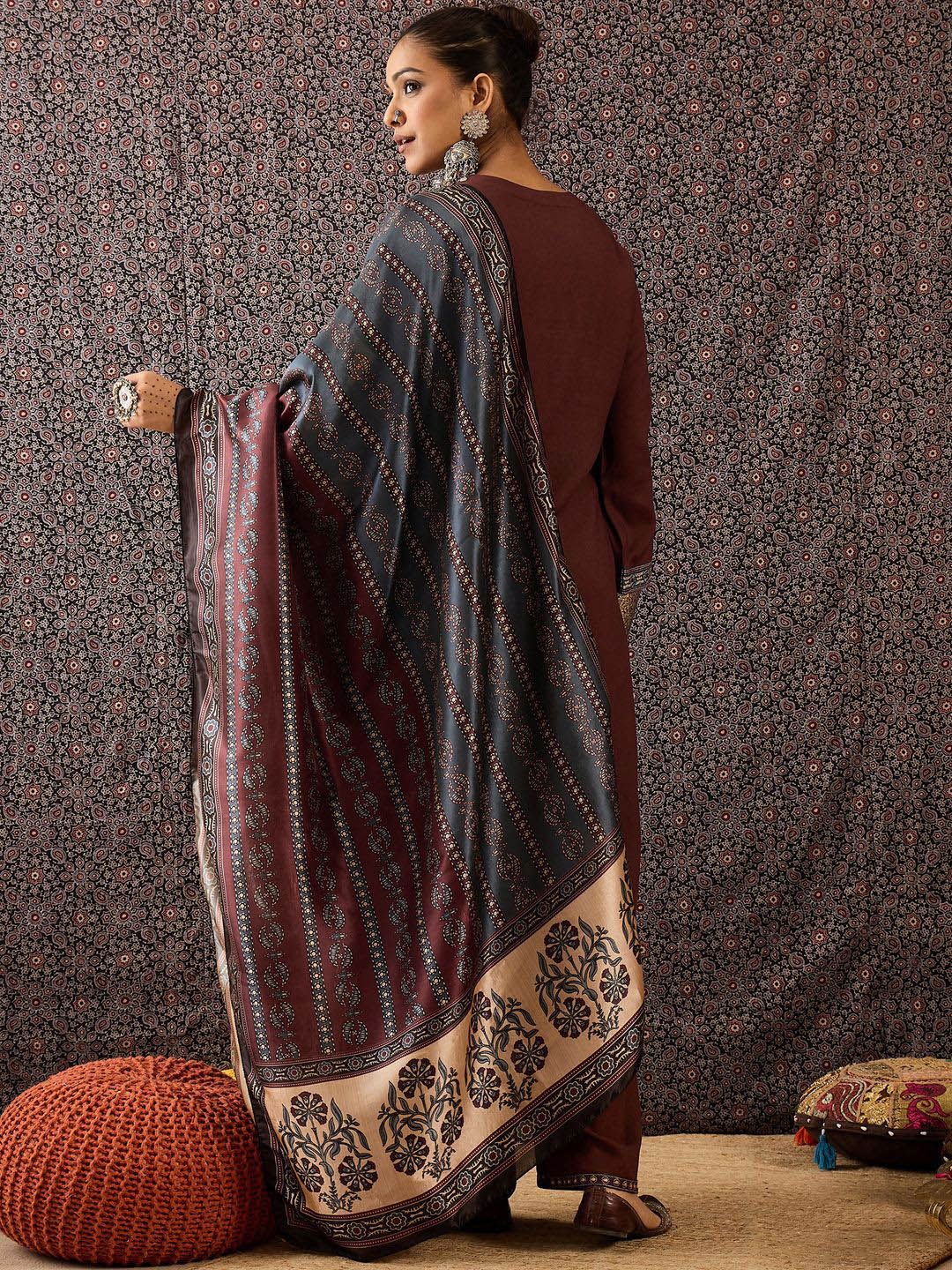 Women Ethnic Motifs Printed Regular Kurta with Trousers & With Dupatta