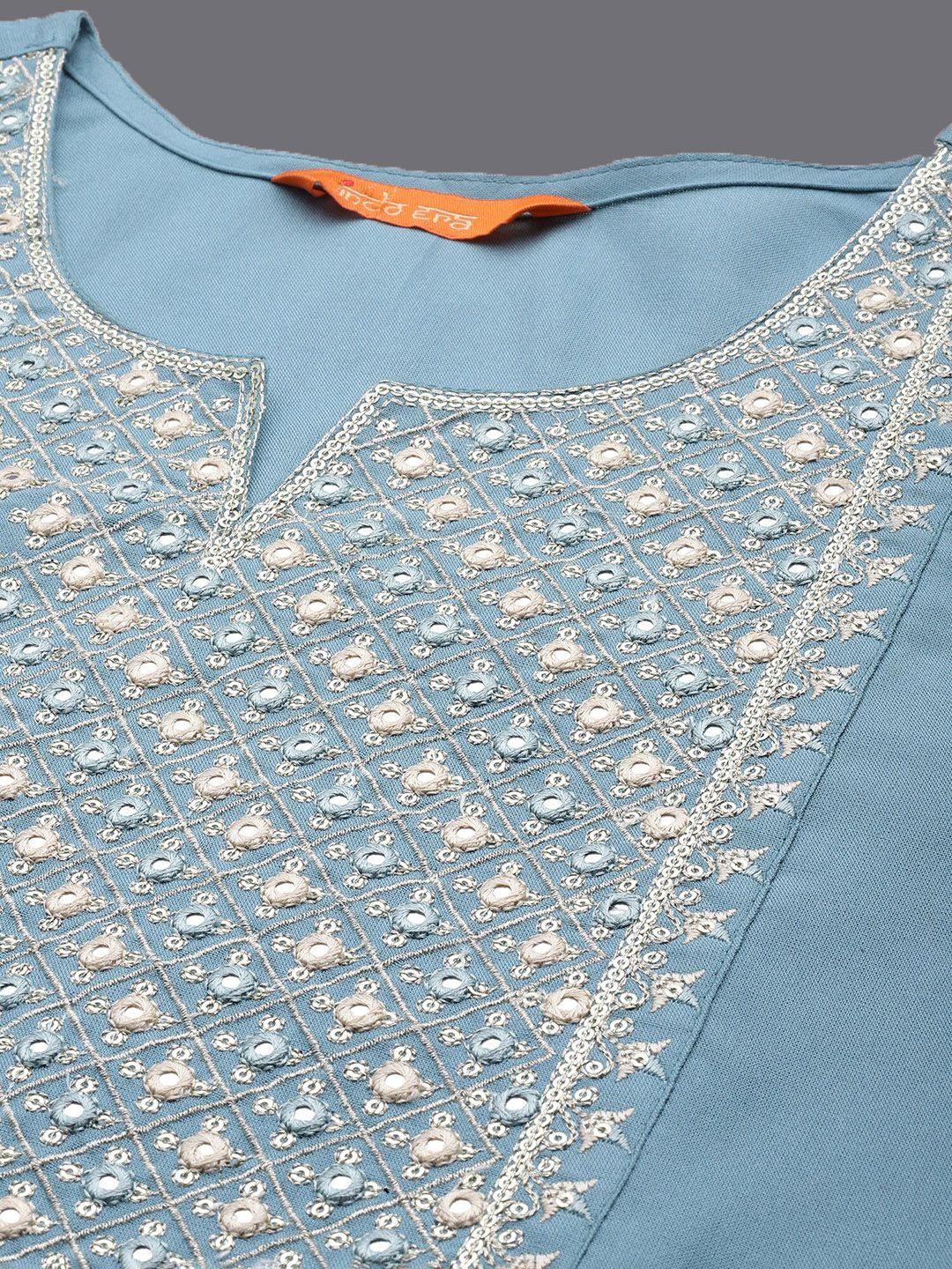 Dhiyona IE Geometric Embroidered Mirror Work Straight Kurta