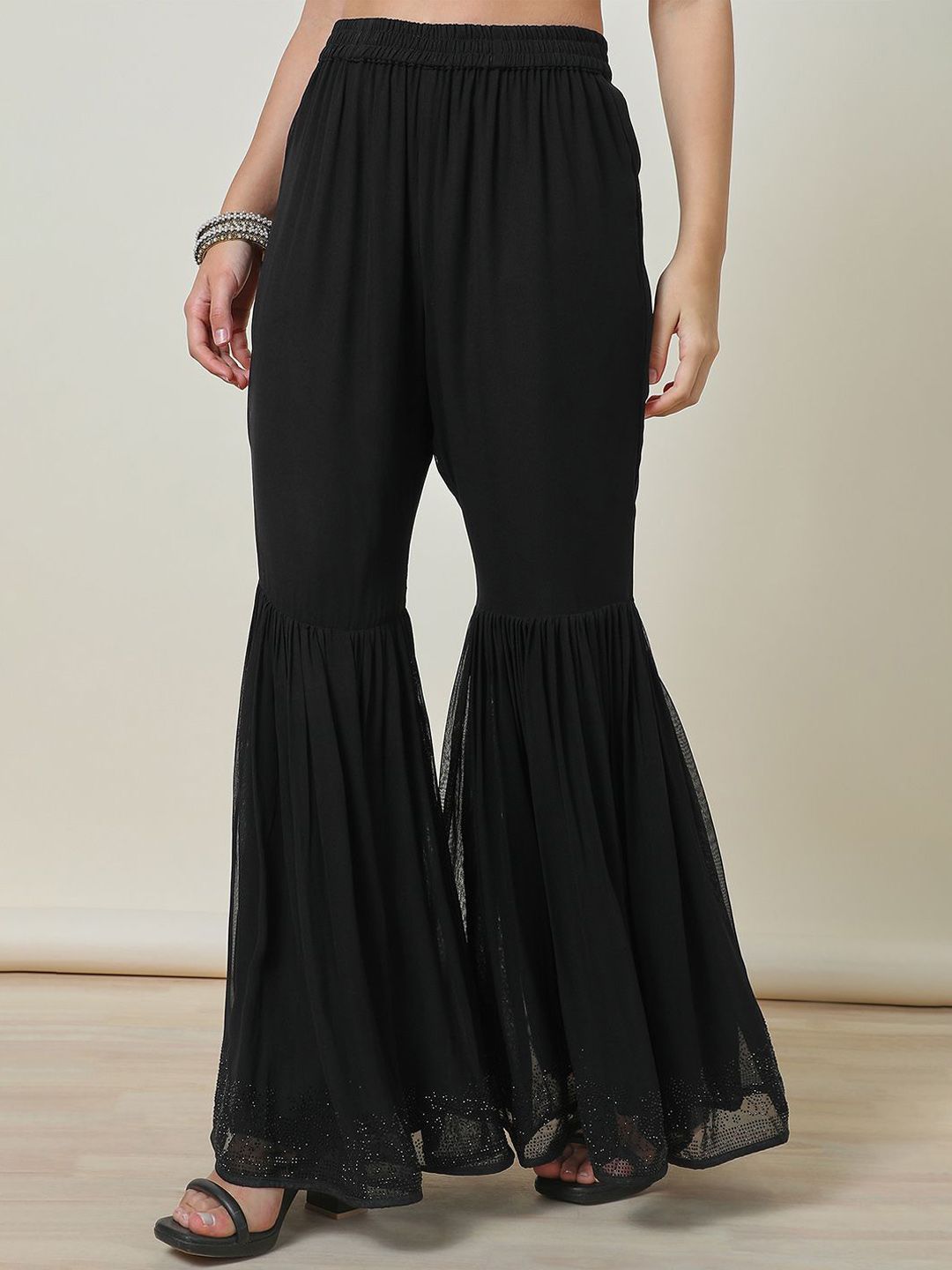 Dhiyona SO Women's Georgette Suit Set With Beads