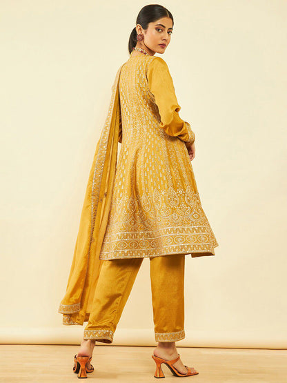 Dhiyona SO Women's Floral Embroidered Regular Sequinned Kurta With Trousers & Dupatta