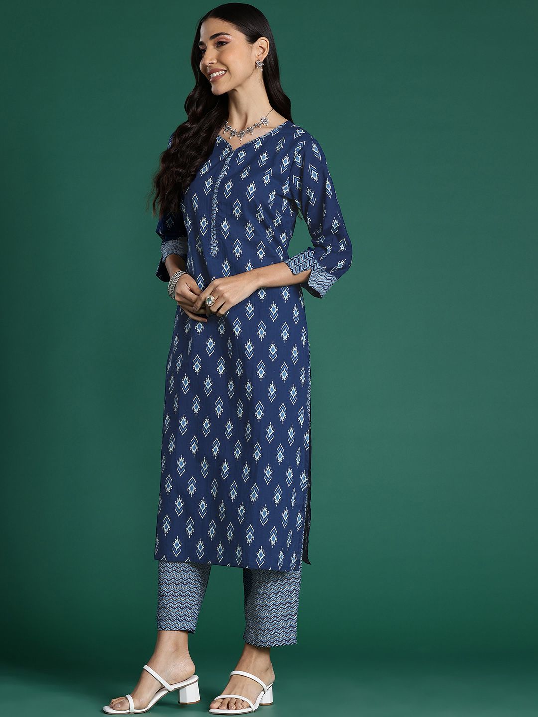 Ethnic Motifs Printed Regular Pure Cotton Kurta With Trousers & Dupatta