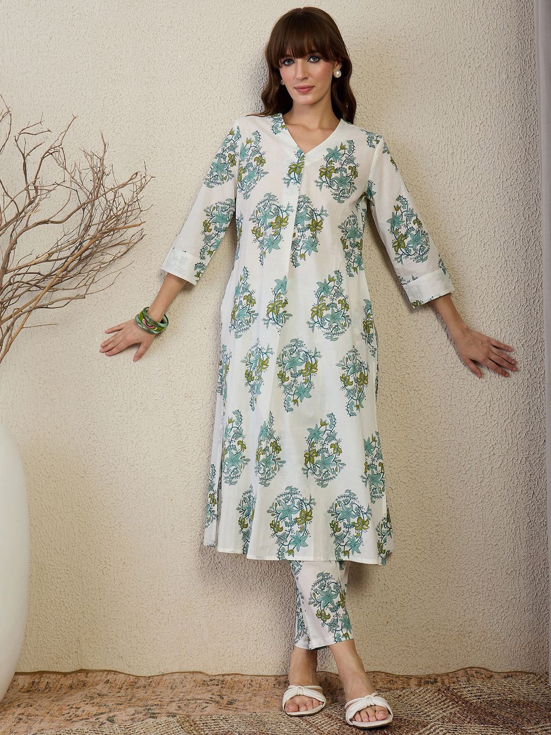 Floral Printed V Neck A Line Pleated Pure Cotton Kurta With Trousers