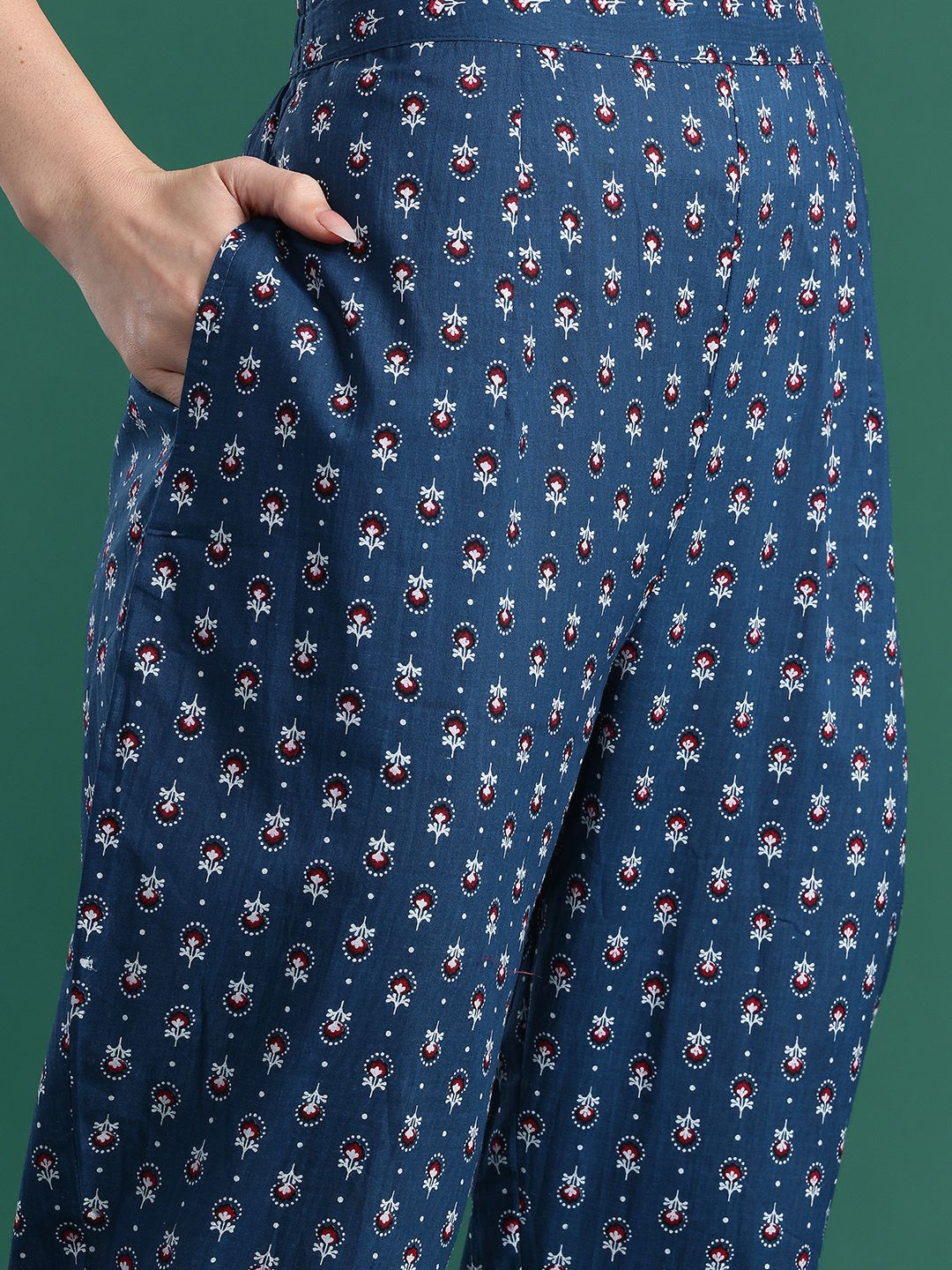 Ethnic Motifs Printed Kurta with Trousers & Dupatta