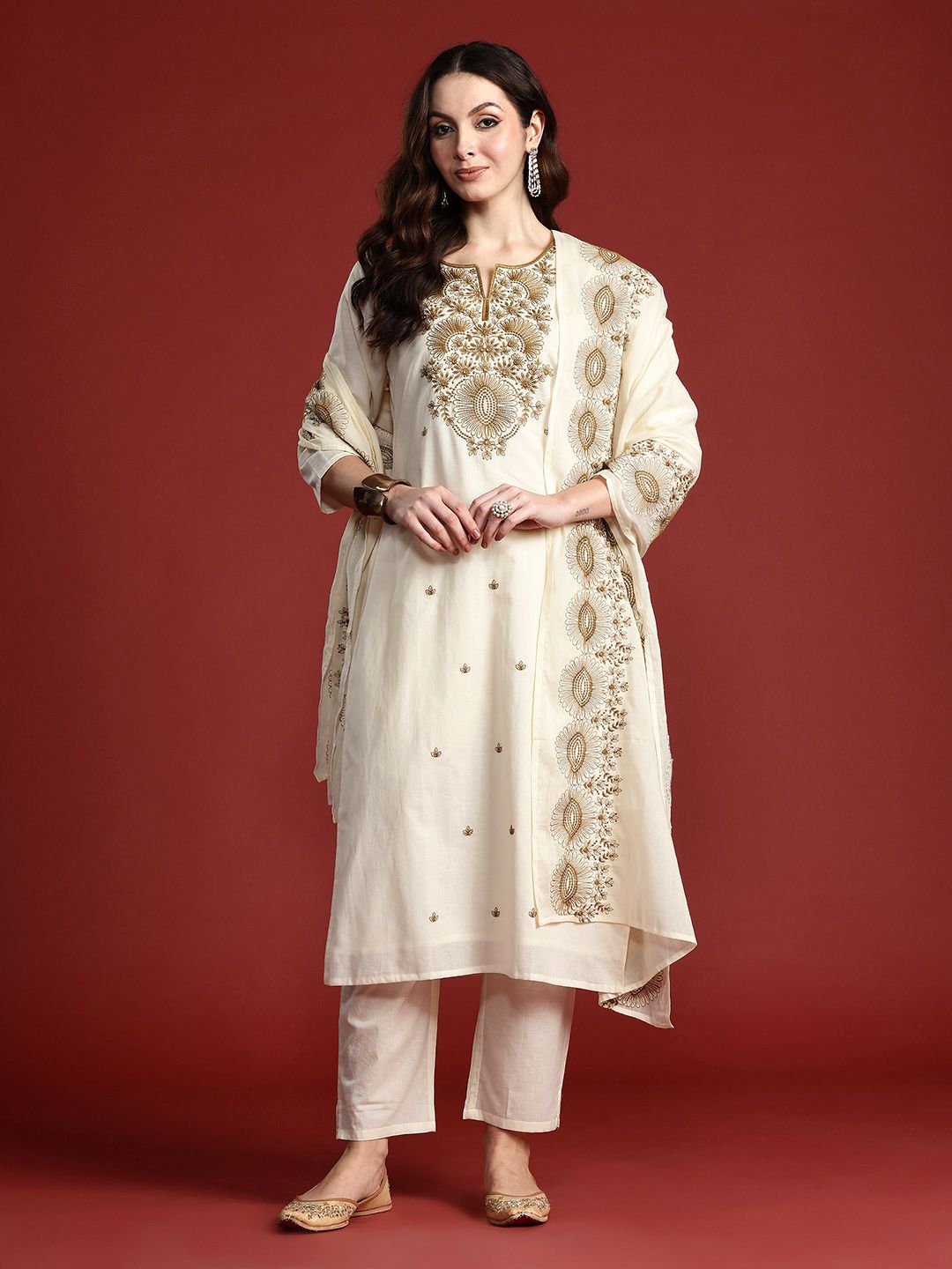 Dhiyona IE Floral Embroidered Thread Work Pure Cotton Kurta with Trousers & Dupatta