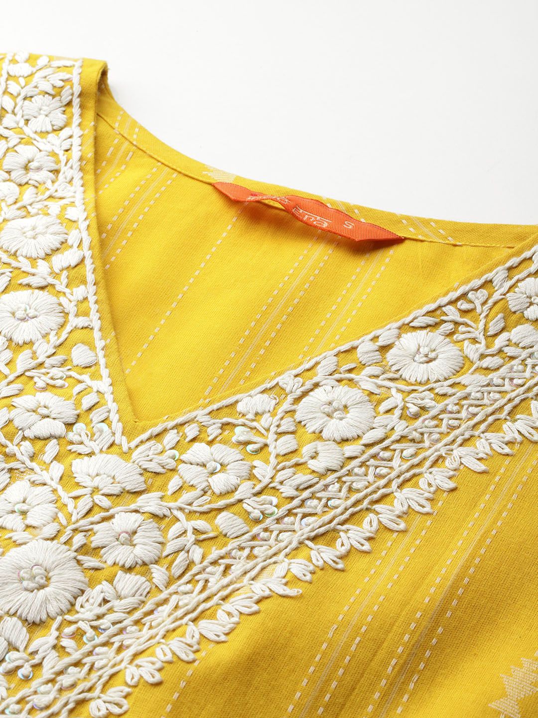 Dhiyona IE Ethnic Motifs Embroidered Thread Work Pure Cotton Kurta with Trousers