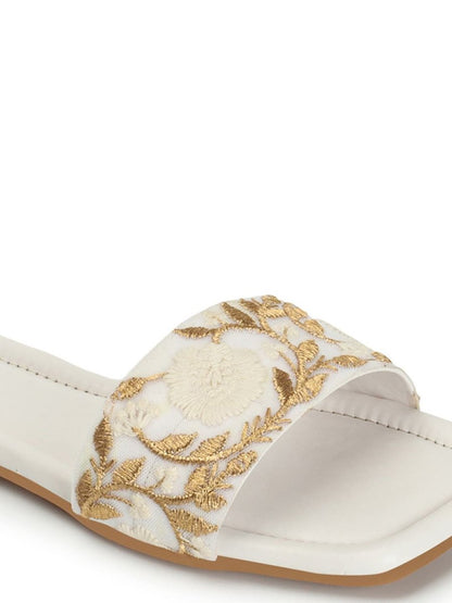 Dhiyona AK White & Gold-Toned Embroidered Open Toe Flats