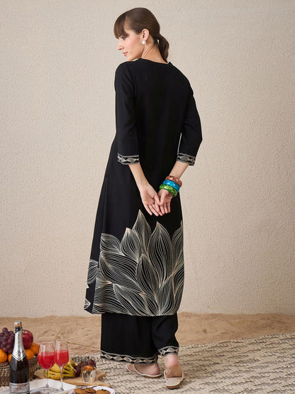 Floral Printed V-Neck A-Line Kurta With Trousers