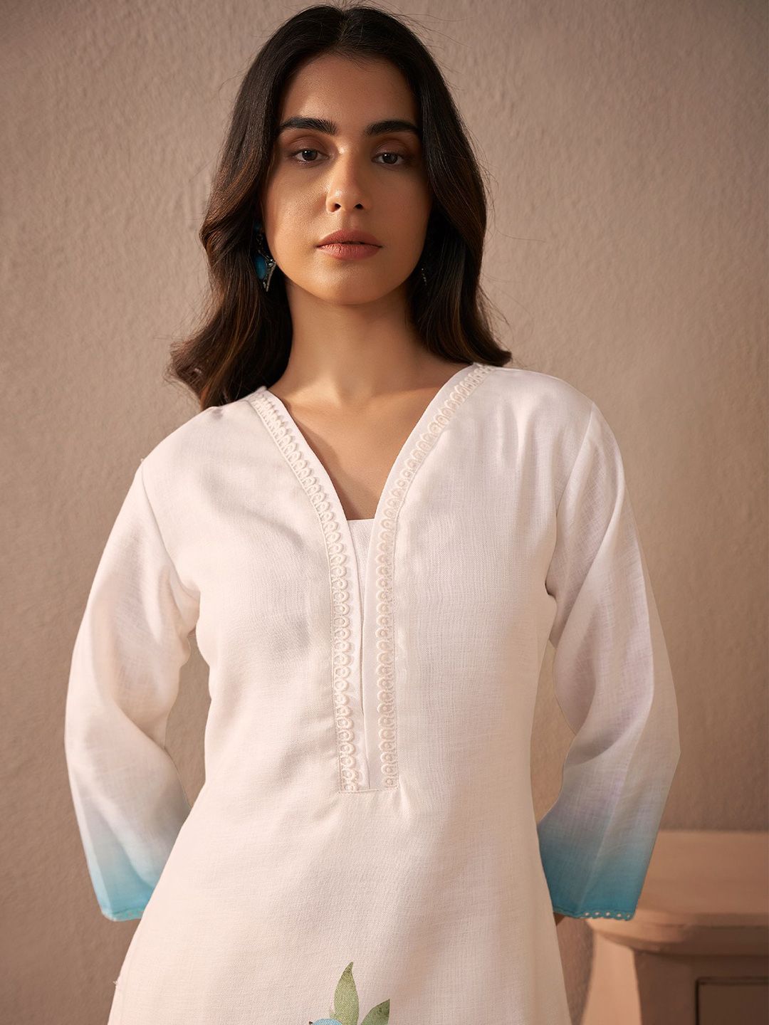 Floral Printed V-Neck Linen Straight Kurta With Trousers & Dupatta