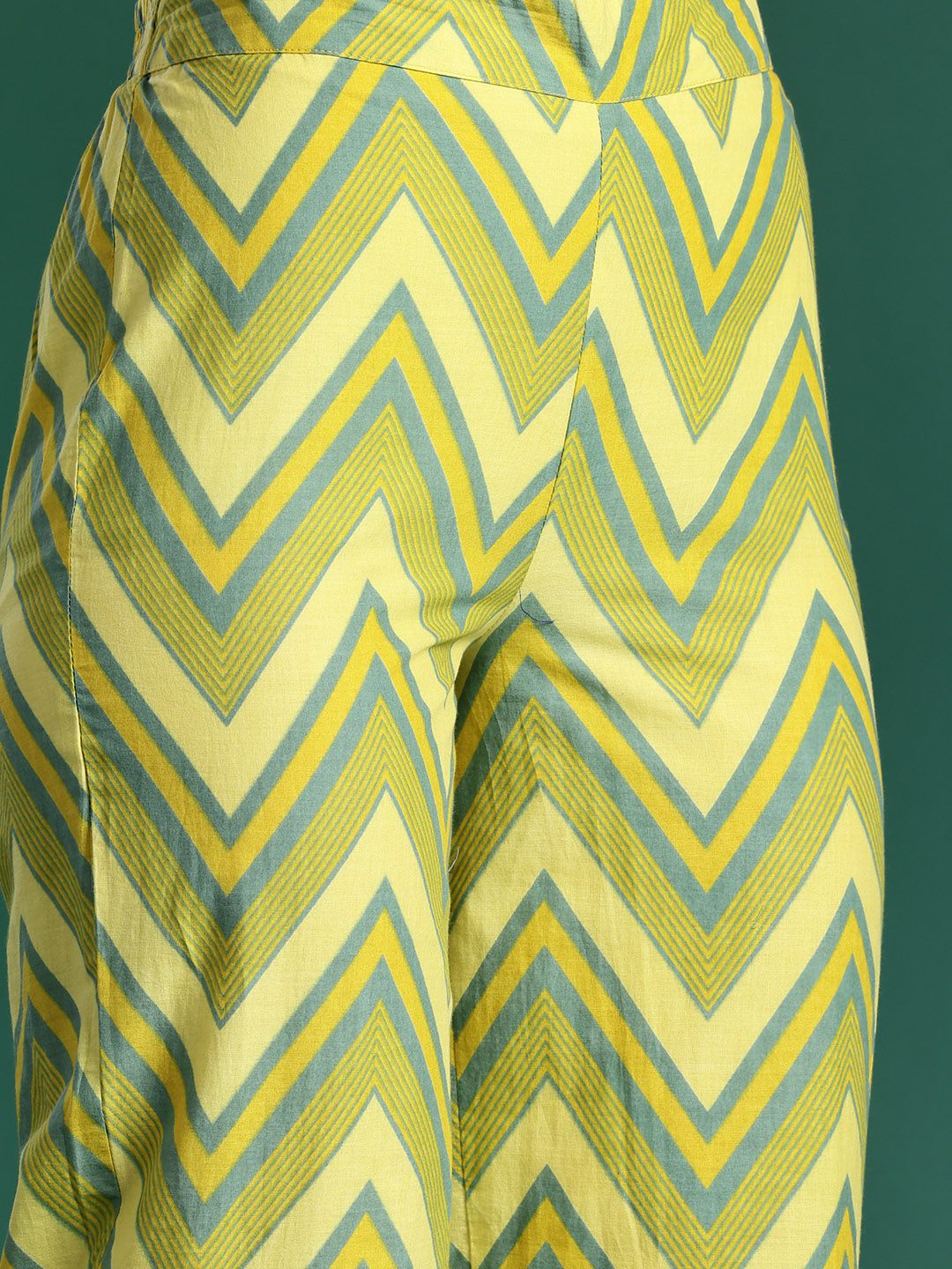 Dhiyona IE Floral Printed Pleated Sequinned Pure Cotton Kurta with Palazzos
