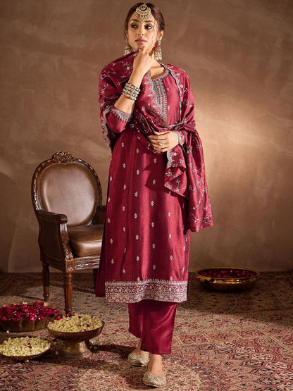 Floral Embroidered Sequinned Round Neck Straight Kurta With Trouser & Dupatta
