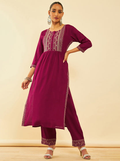 Dhiyona SO Women's Floral Yoke Design Regular Sequinned Kurta with Trousers