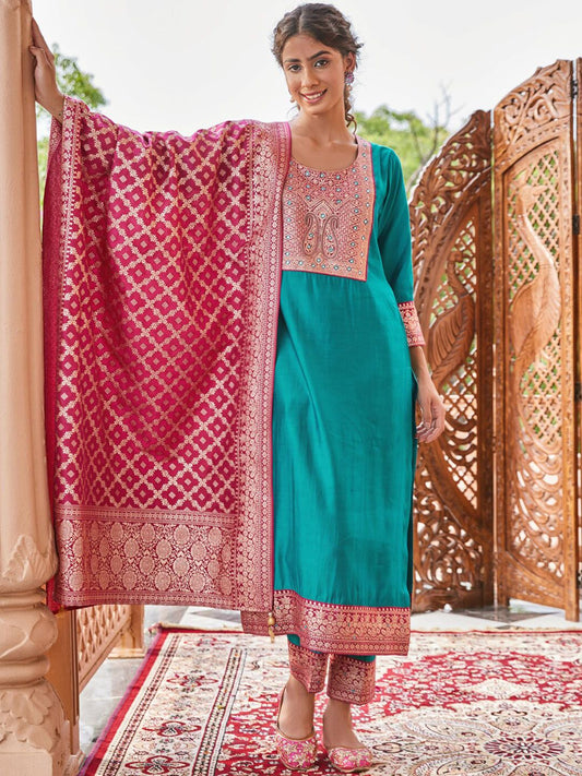 Dhiyona WP Women Paisley Yoke Design Regular Mirror Work Kurta with Trousers & With Dupatta