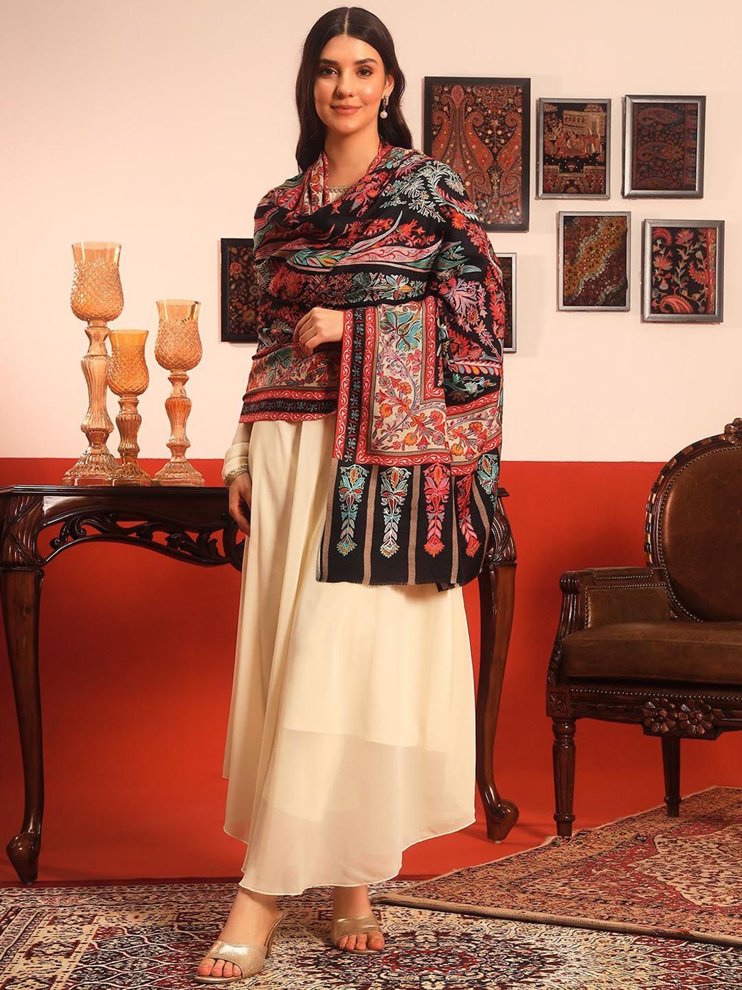 Dhiyona PA Rangkalam Paisley Embroidered Kalamkari Shawl