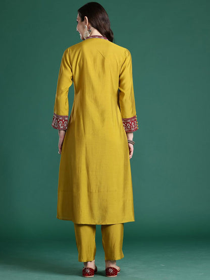 Dhiyona IE Embroidered Tunic & Trouser Co-Ords Set