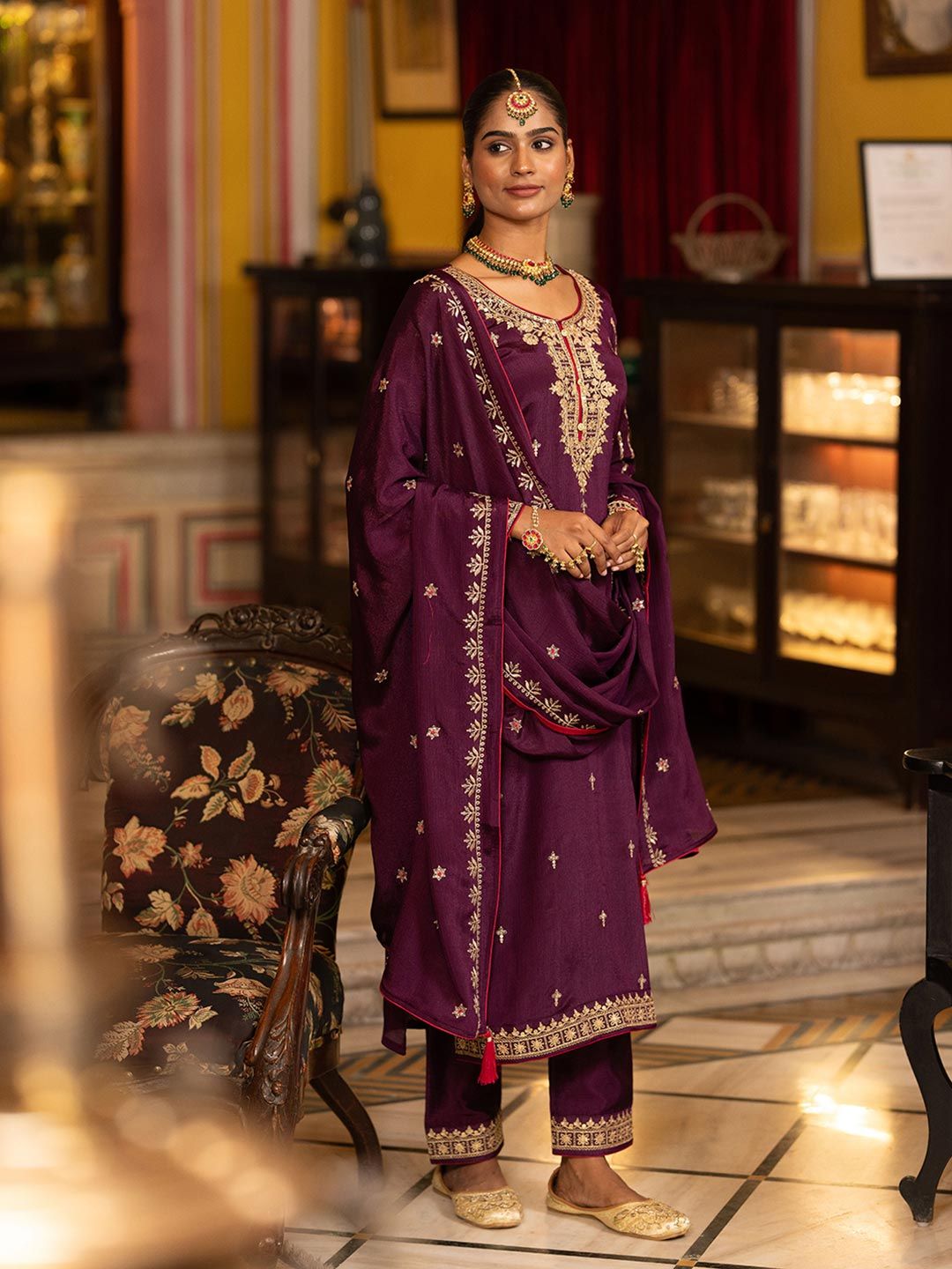 Dhiyona CH Women Ethnic Motifs Embroidered Regular Sequinned Kurta with Trousers & Dupatta