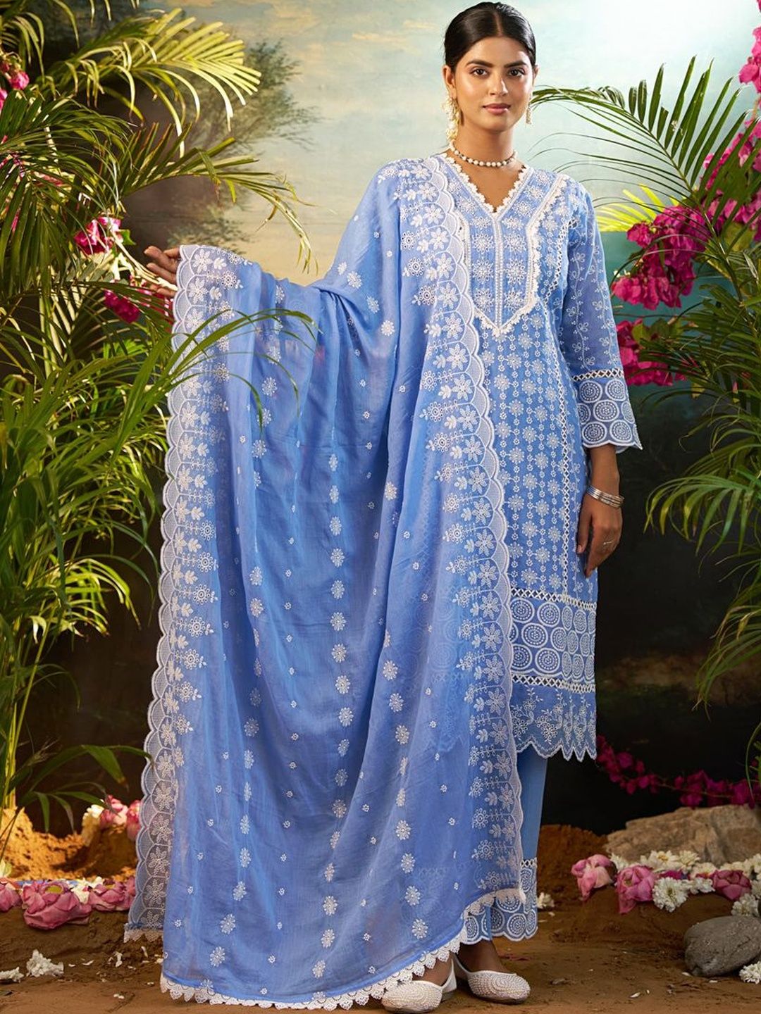 Women Ethnic Motifs Embroidered Regular Thread Work Pure Cotton Kurta with Trousers & With Dupatta