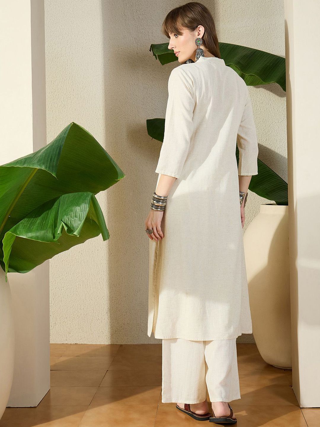 Dhiyona IE Embroidered Mandarin Collar Tunic With Trouser
