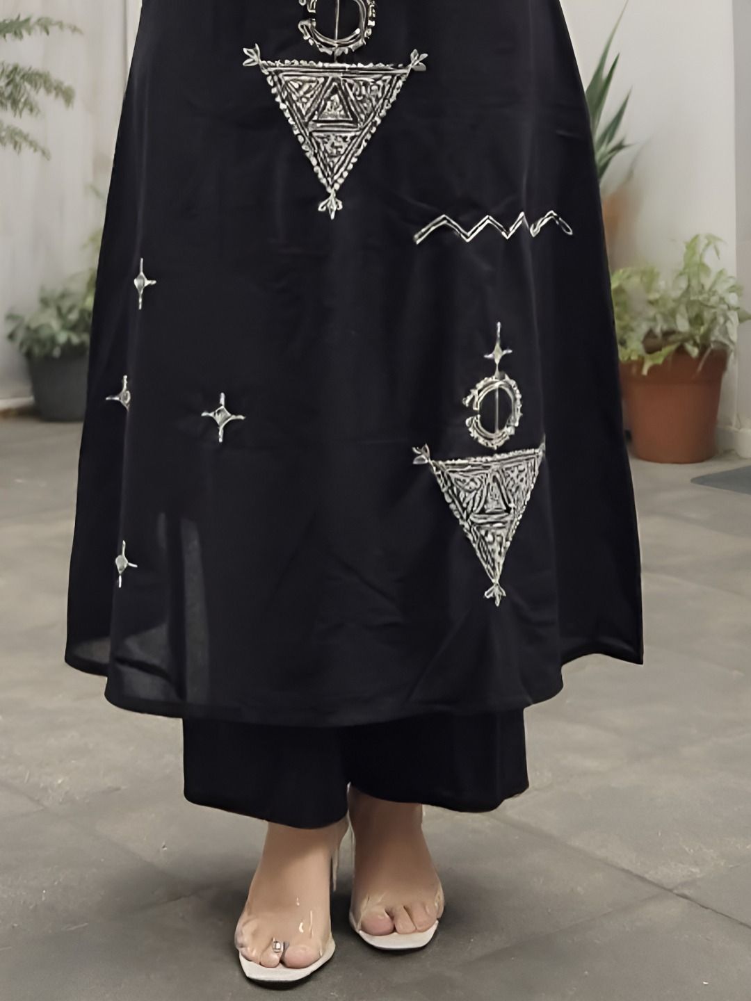 Women Ethnic Motifs Embroidered Cotton A-Line Kurta with Palazzos