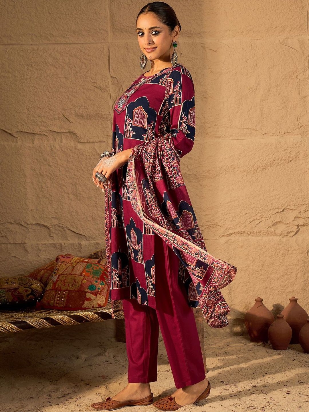 Women Ethnic Motifs Printed Pure Cotton Kurta Trousers & With Dupatta Kurta Sets