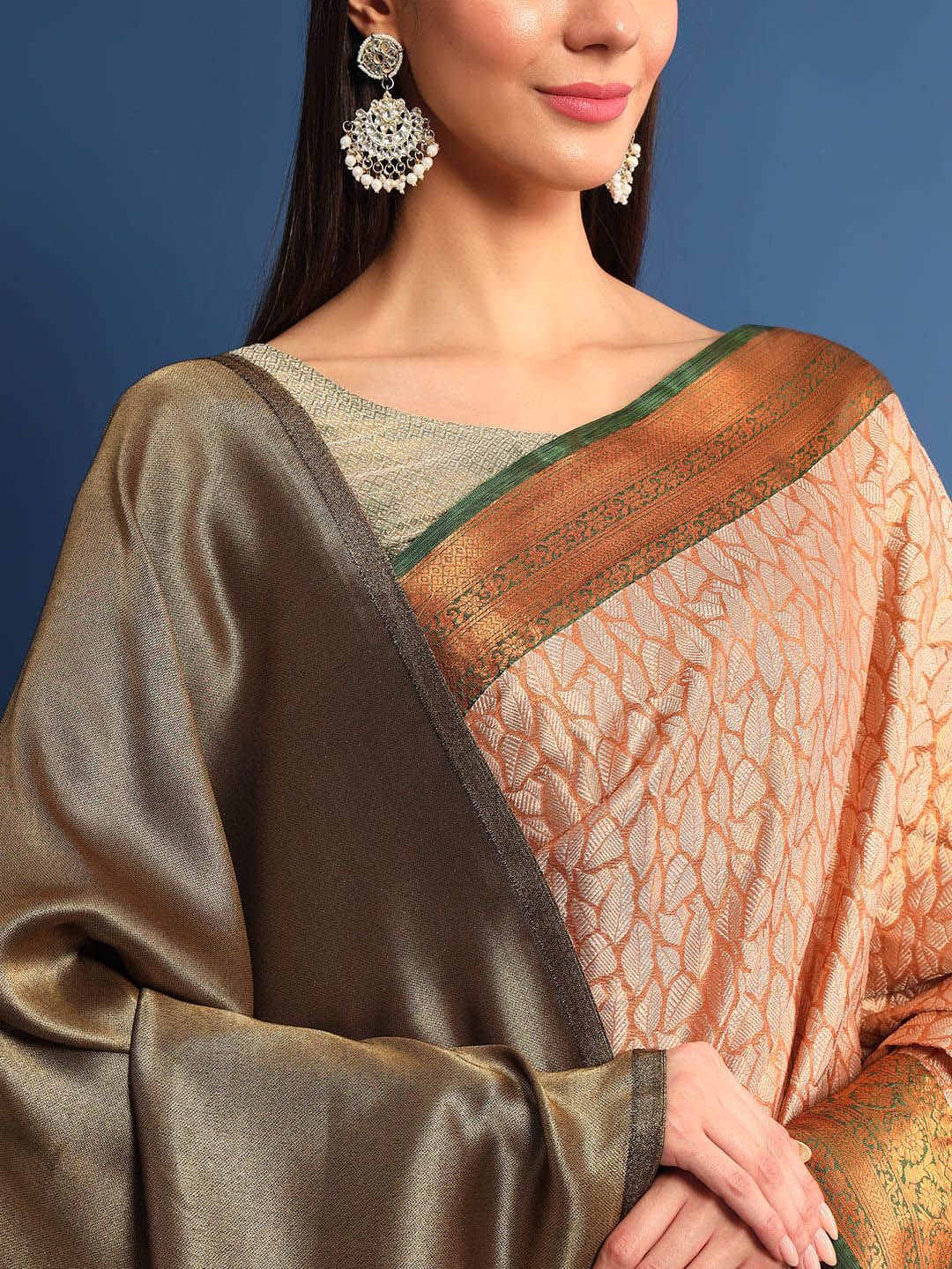 Dhiyona PA Ethnic Motifs Woven Design Woollen Shawl