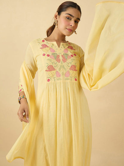Women Floral Embroidered Cotton Kurta with Trousers & Dupatta