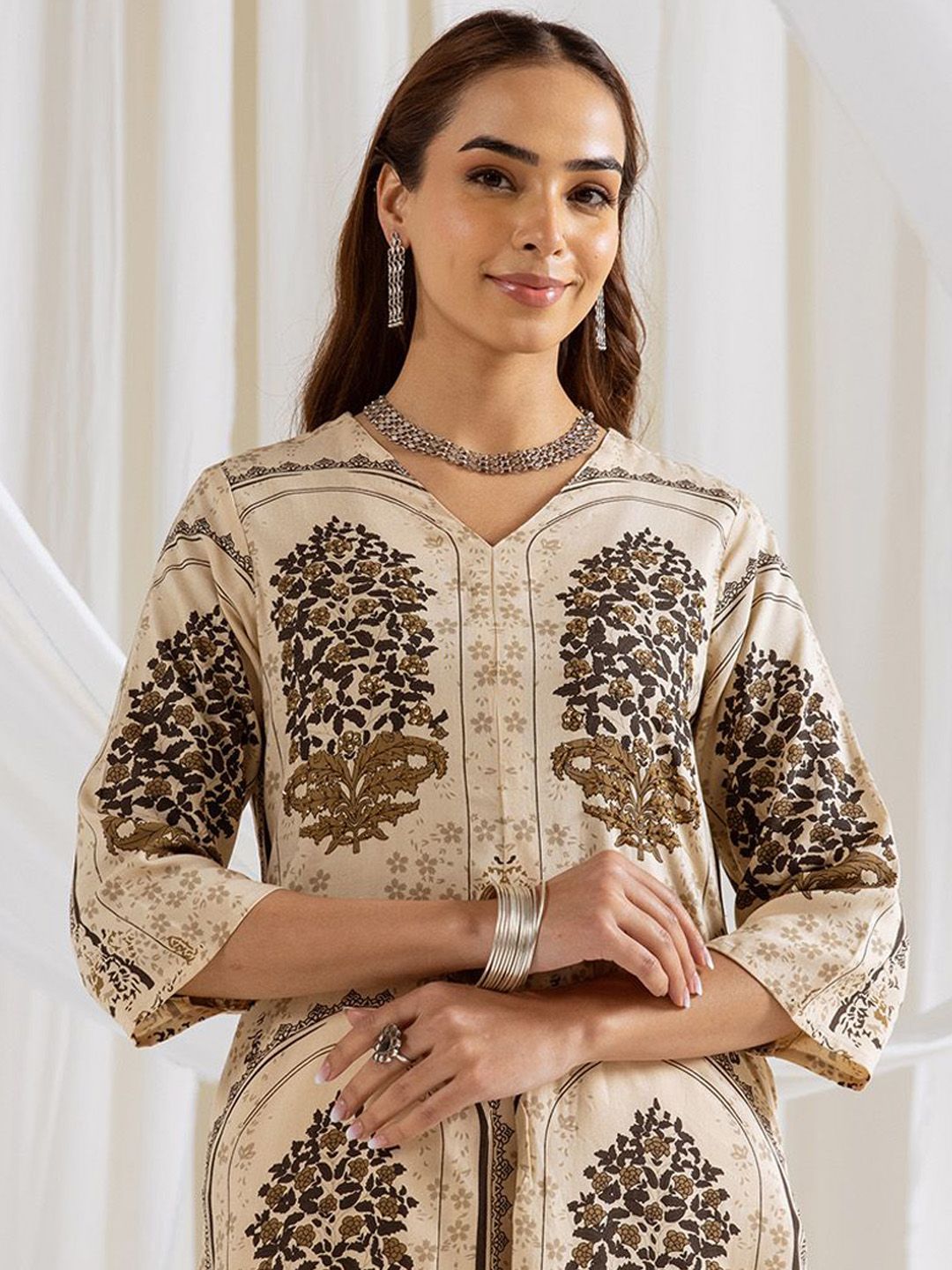 Dhiyona IS Women's Women Ethnic Motifs Printed Regular Kurta with Trousers