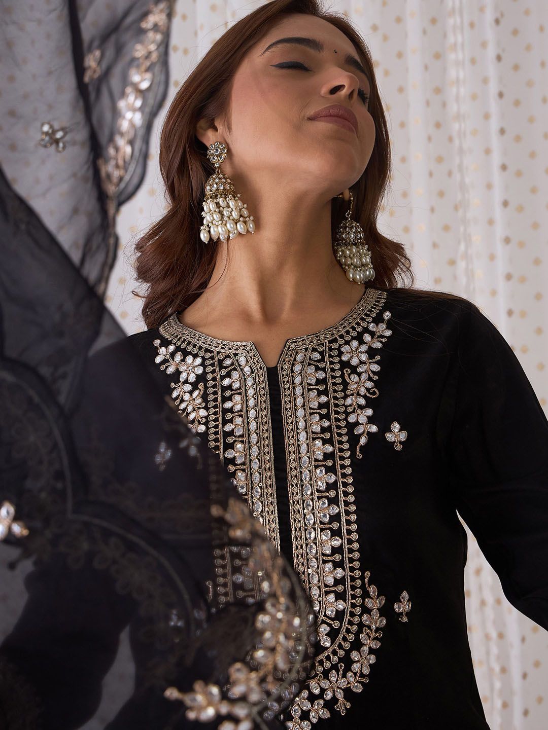 Dhiyona IE Ethnic Motifs Embroidered V-Neck Thread Work Kurta with Trousers & Dupatta