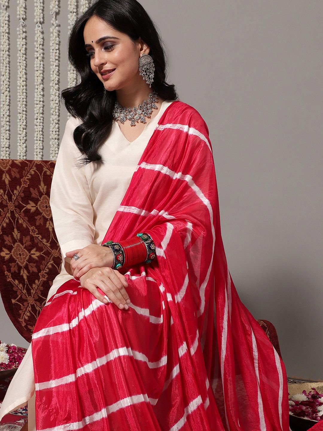 Dhiyona SN Women's V-Neck Straight Kurta With Trousers & Dupatta