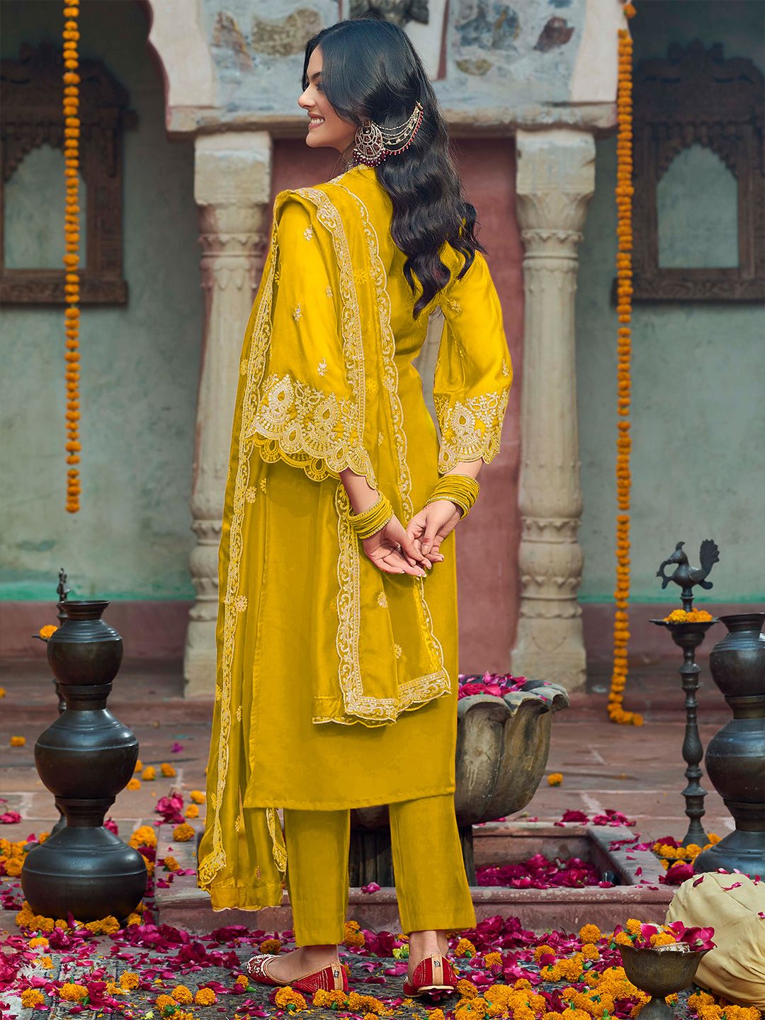 Floral Embroidered V-Neck Zari Organza Kurta With Trousers And Dupatta