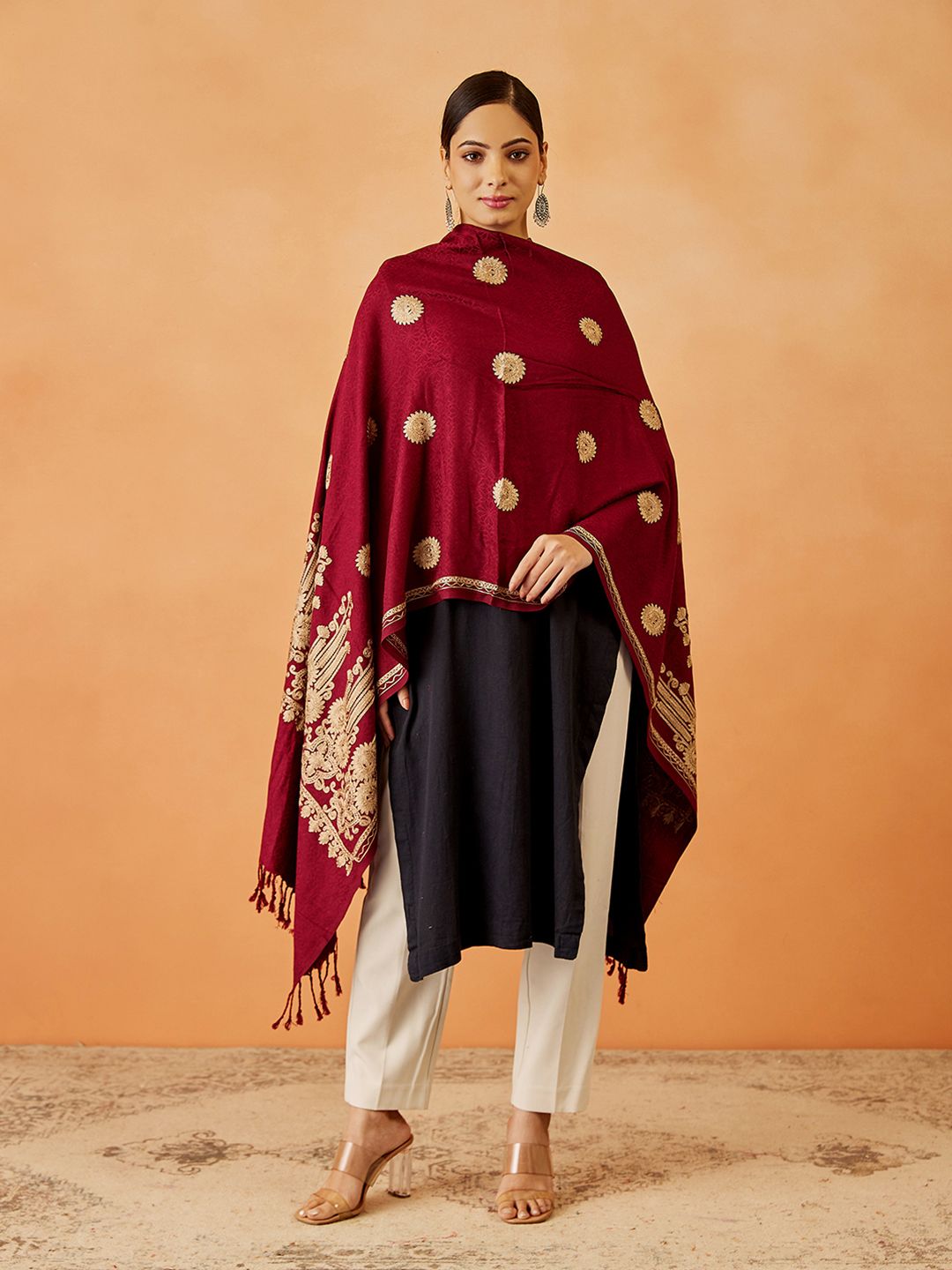 Dhiyona PA Women Ethnic Motifs Embroidered Shawl