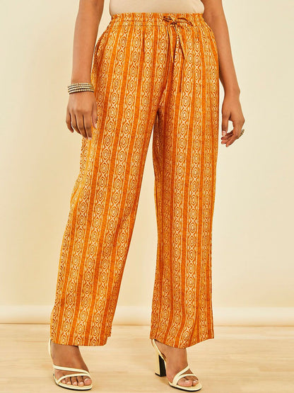 Dhiyona SO Women's Ethnic Motifs Printed Sequinned Kurta With Palazzos