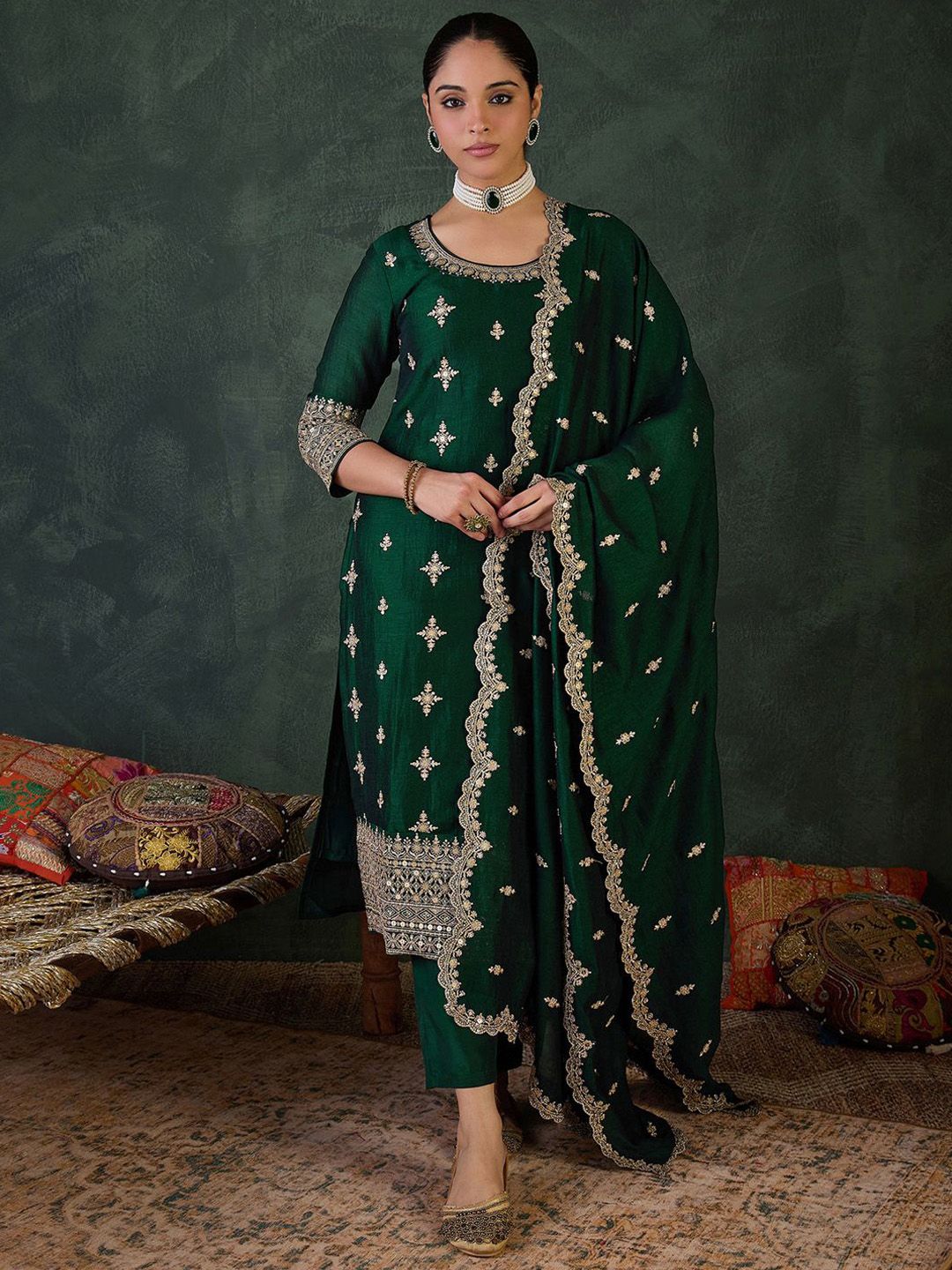 Ethnic Motifs Embroidered Round Neck Kurta With Trousers & Dupatta
