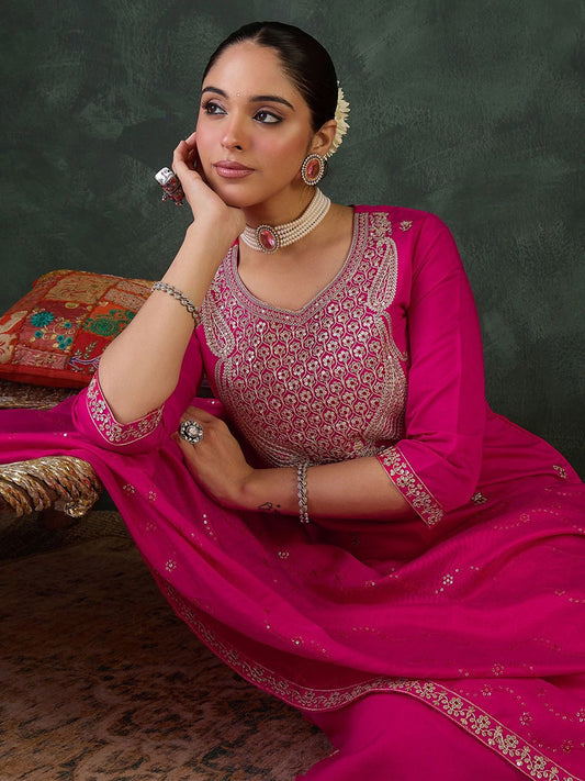 Dhiyona IE Women Embroidered Regular Sequinned Kurta Set