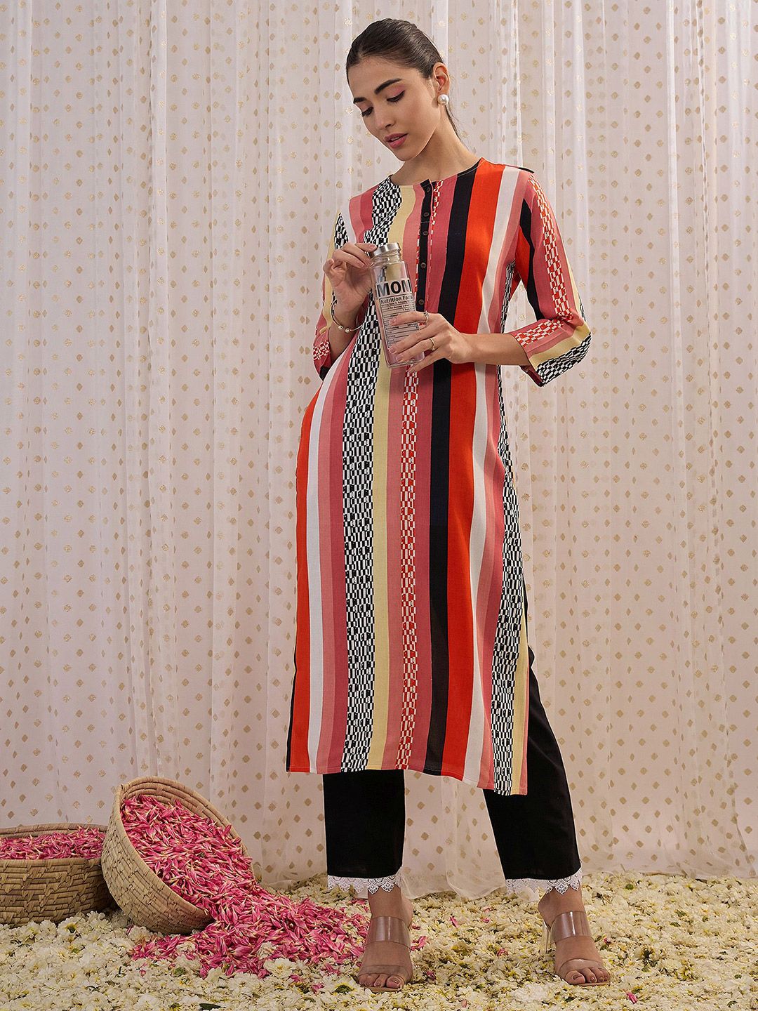 Dhiyona IE Women Printed Kurta