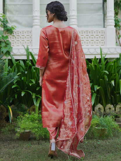 Women Floral Embroidered Regular Liva Kurta with Trousers & With Dupatta