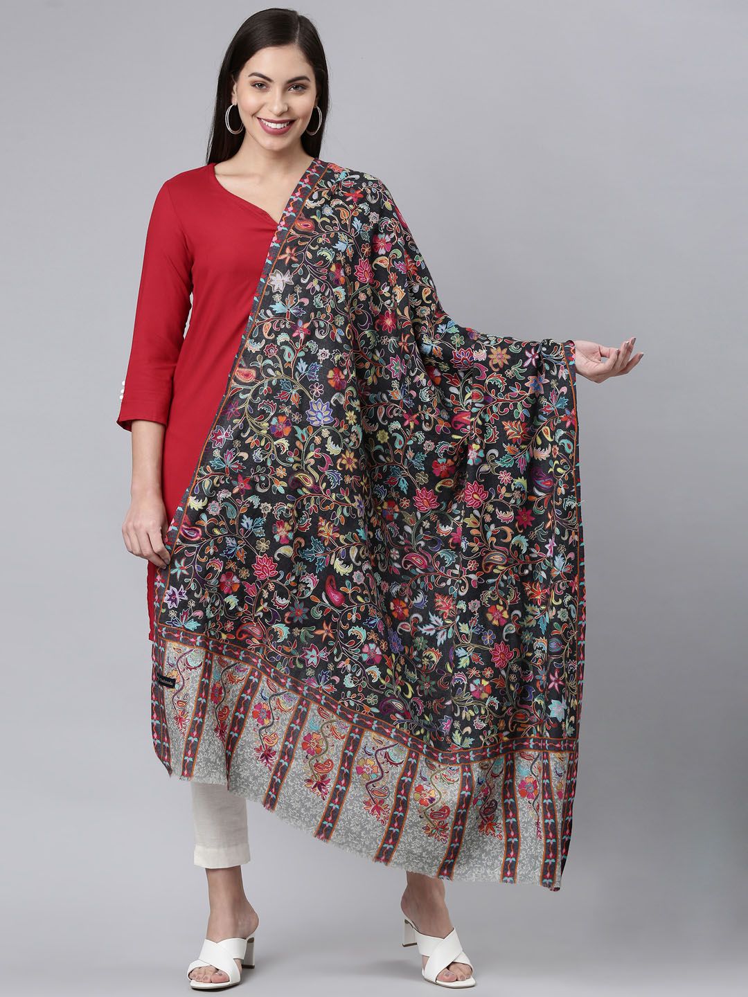 Dhiyona PA Women Black Embroidered Pure Wool Shawl