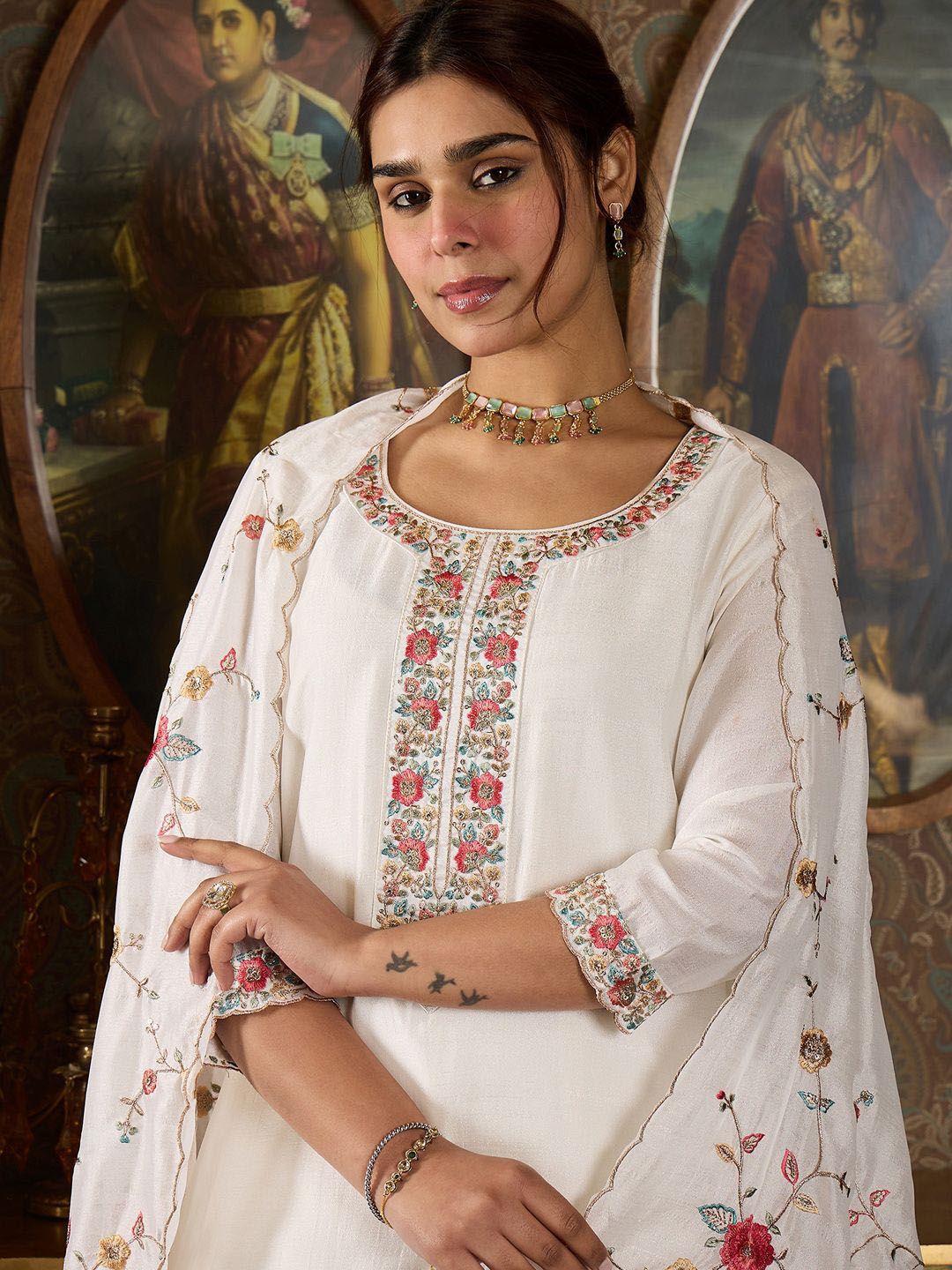 Dhiyona IE Floral Yoke Design Thread Work Straight Kurta With Trousers And Dupatta