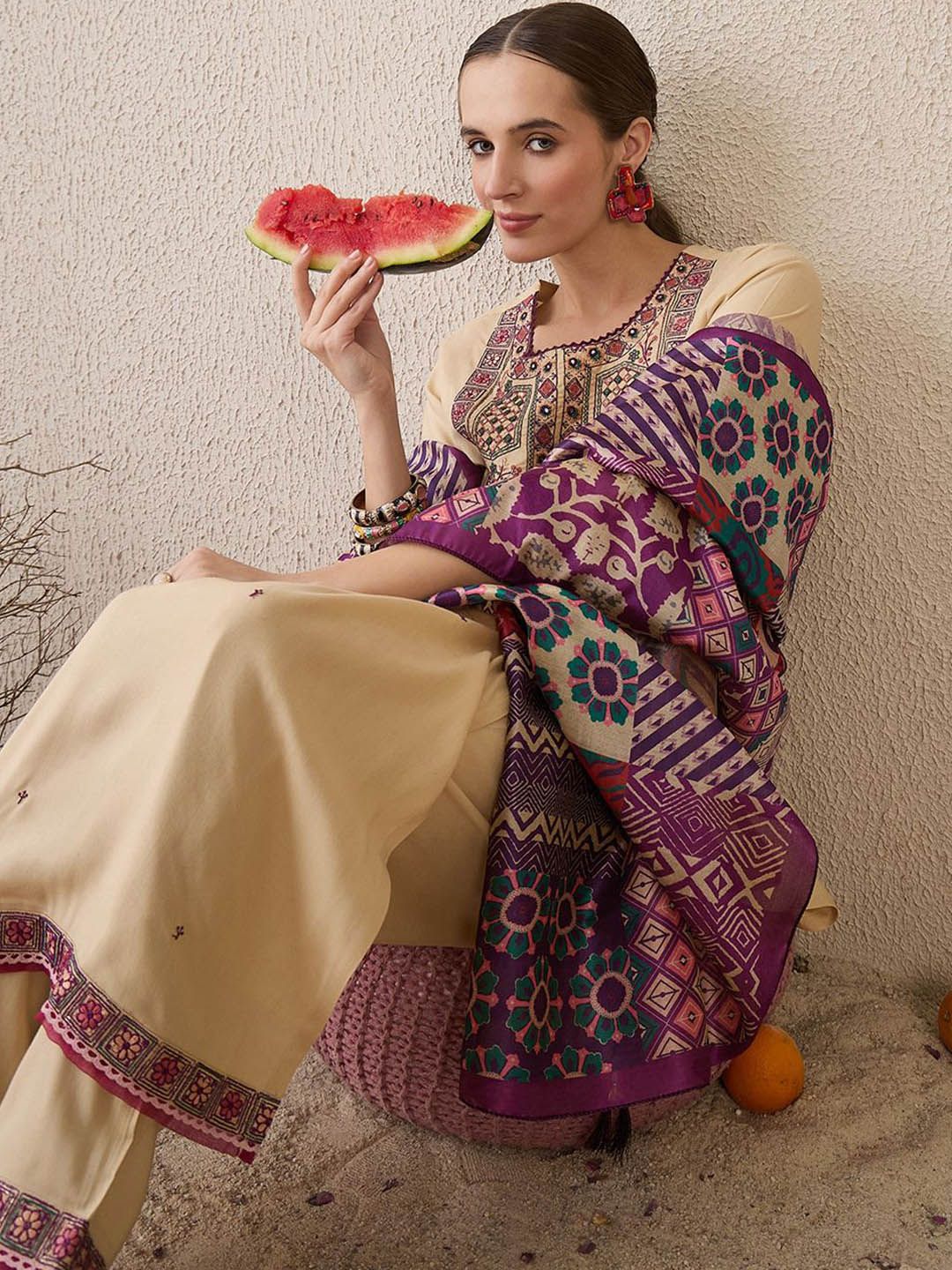 Floral Embroidered Round Neck Sequinned Straight Kurta With Trousers & Dupatta