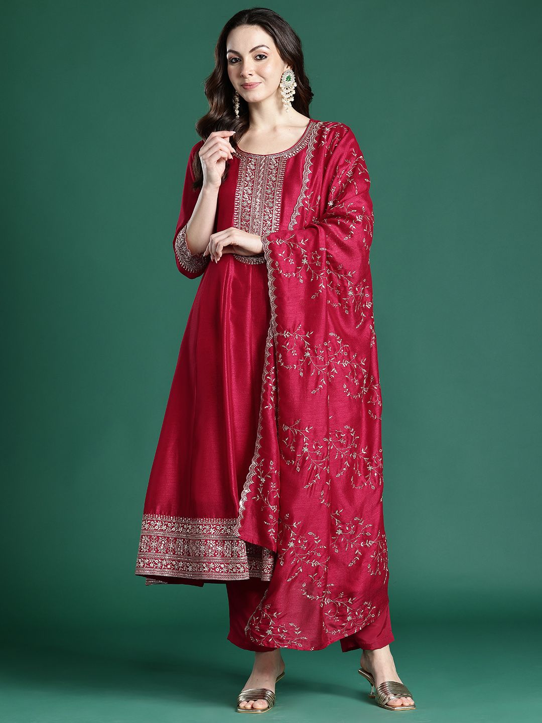 Ethnic Motifs Embroidered Kurta with Trousers & Dupatta