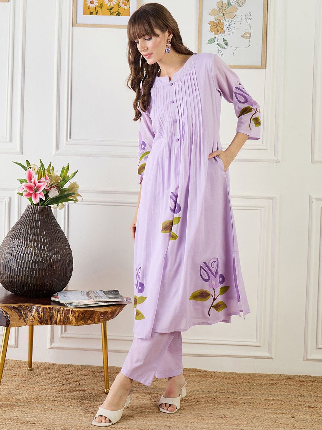 Women Floral Printed Cotton A-Line Kurta with Trousers
