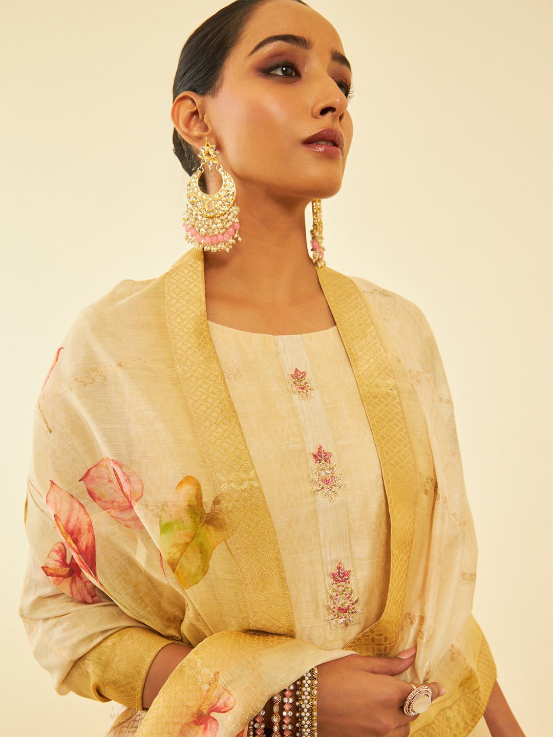 Dhiyona SO Women's Floral Printed Regular Zardozi Chanderi Silk Kurta with Trousers & Dupatta