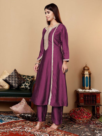 Dhiyona VA Women'sYoke Design Regular Sequinned Kurta with Trousers & With Dupatta