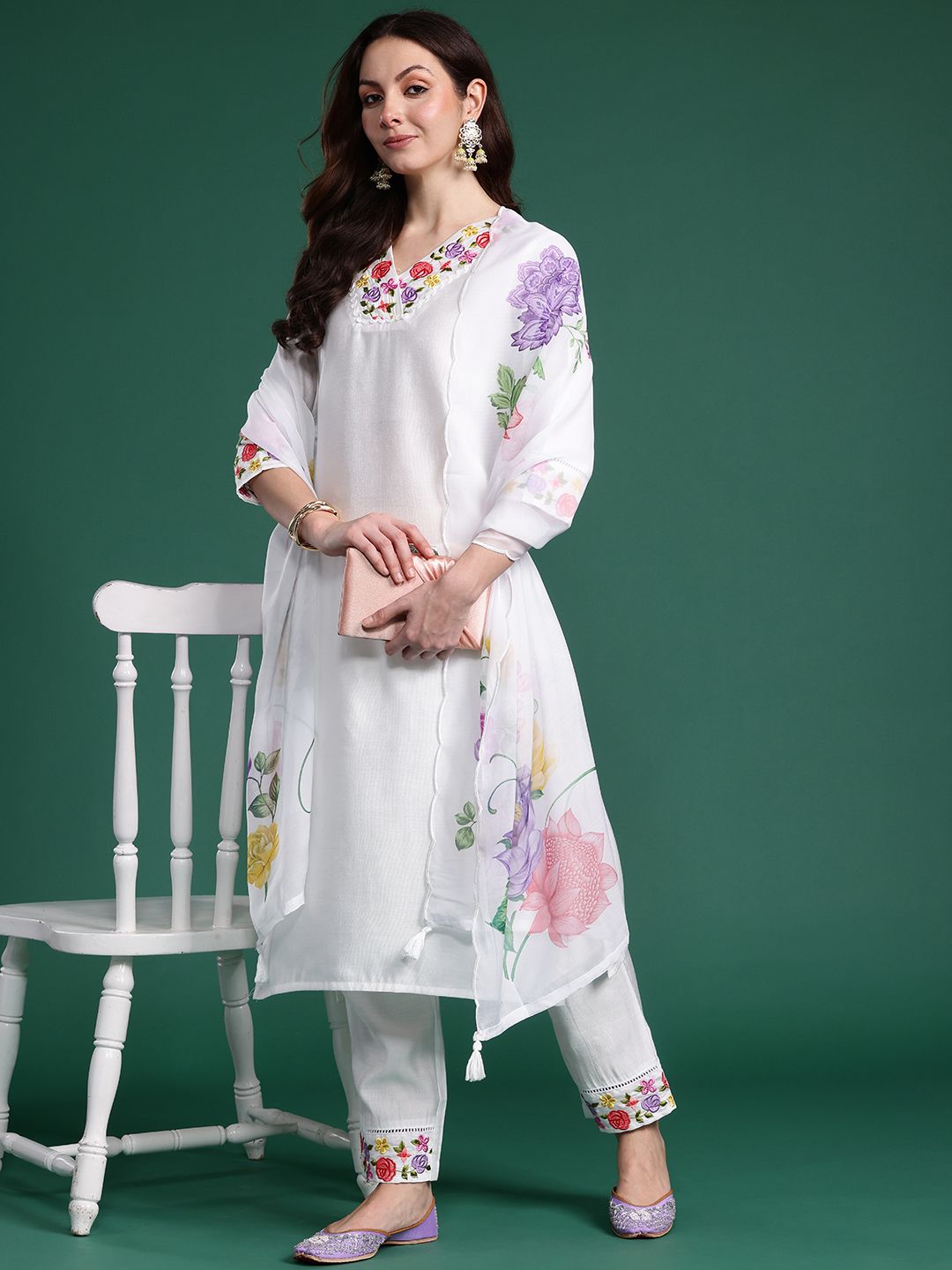 Dhiyona IE Floral Embroidered Kurta with Trousers & Dupatta